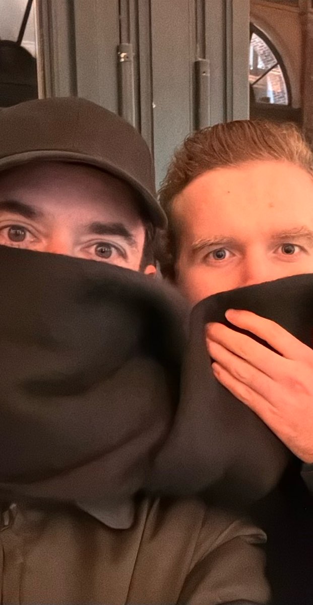 team building scavenger hunt