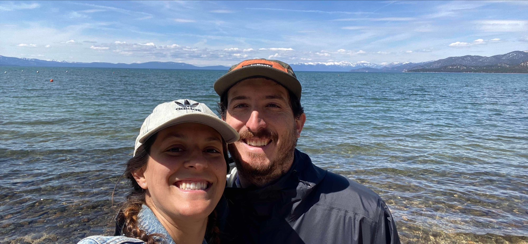 Tahoe G&ouml;l&uuml; Scavenger Hunt hazine av&inodot; foto&gbreve;raflar&inodot;