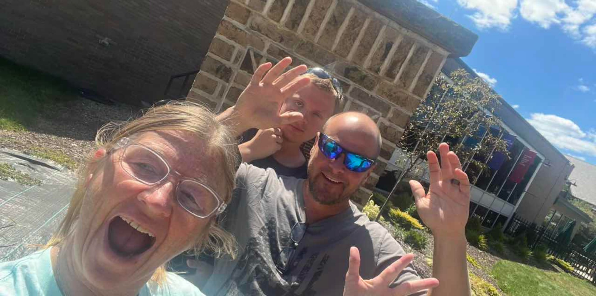 team building scavenger hunt