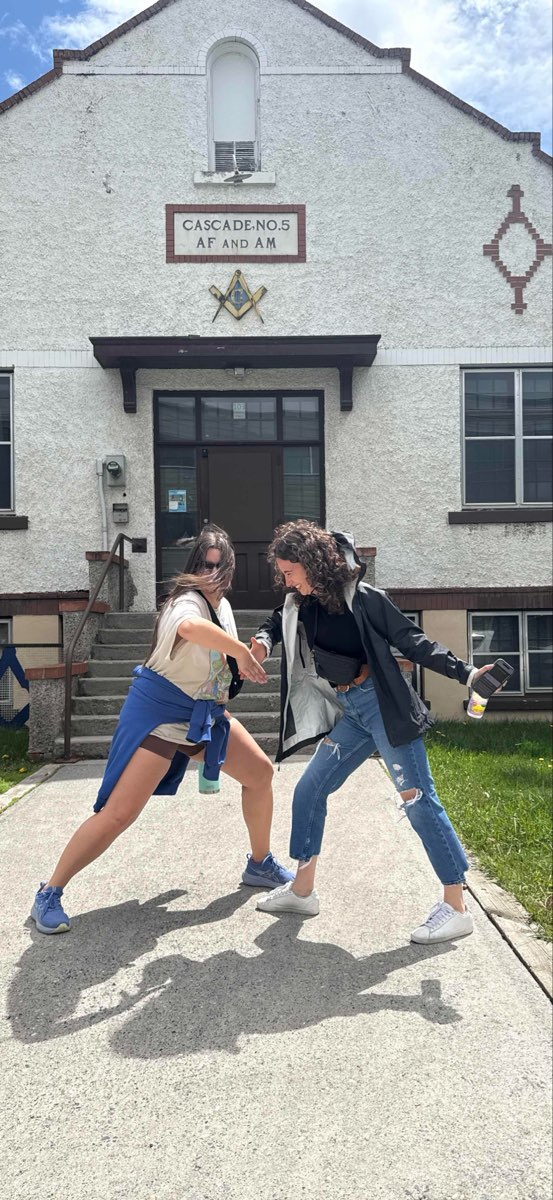 バンフ・ダウンタウン・スキャベンジャーハントの scavenger hunt 写真