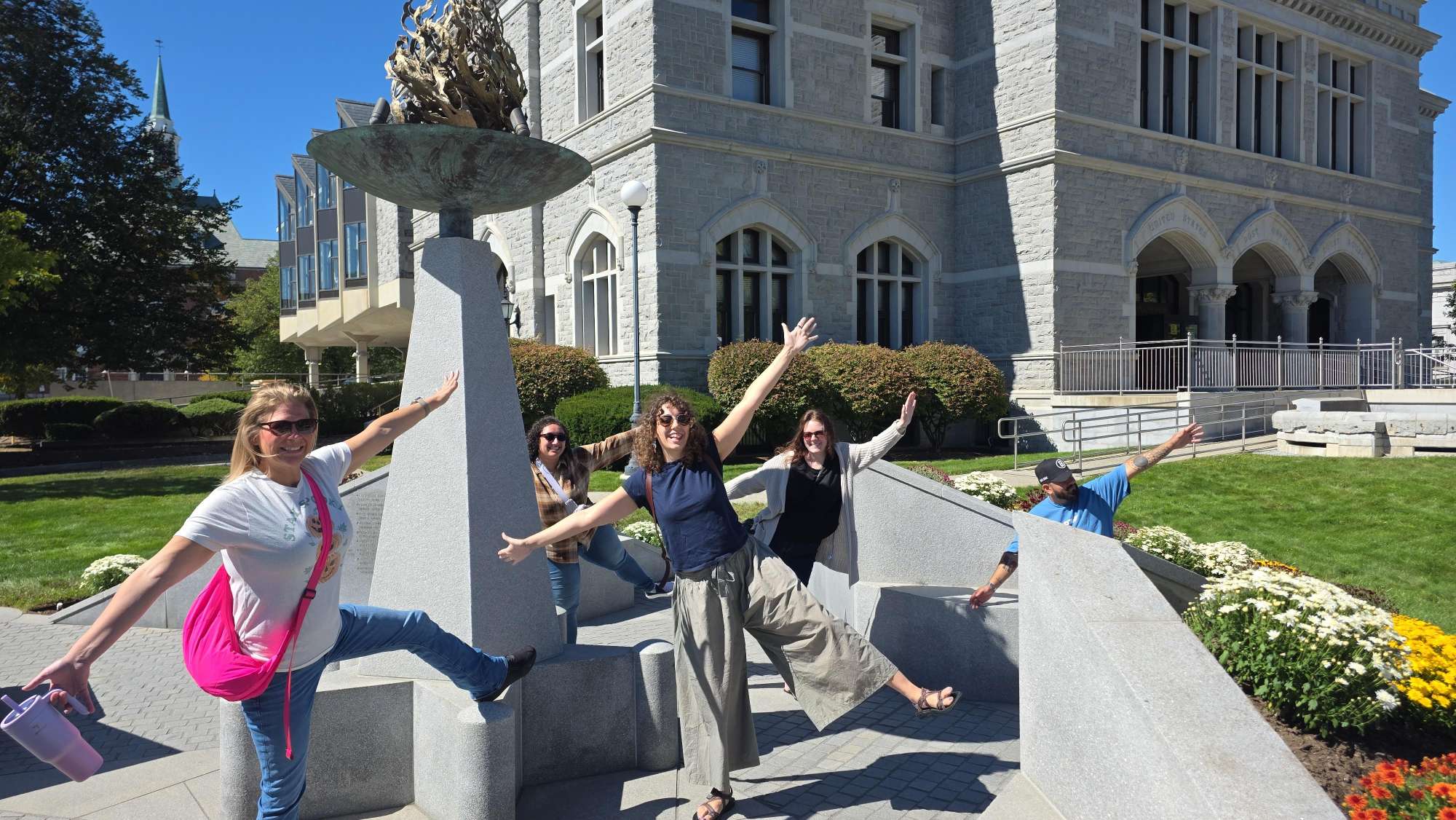 รูปภาพการล่าสมบัติ Concord New Hampshire Scavenger Hunt