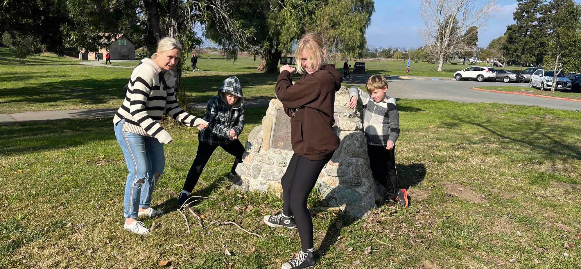 team building scavenger hunt