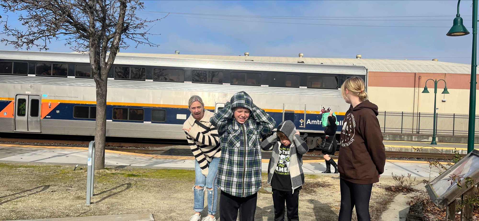 team building scavenger hunt