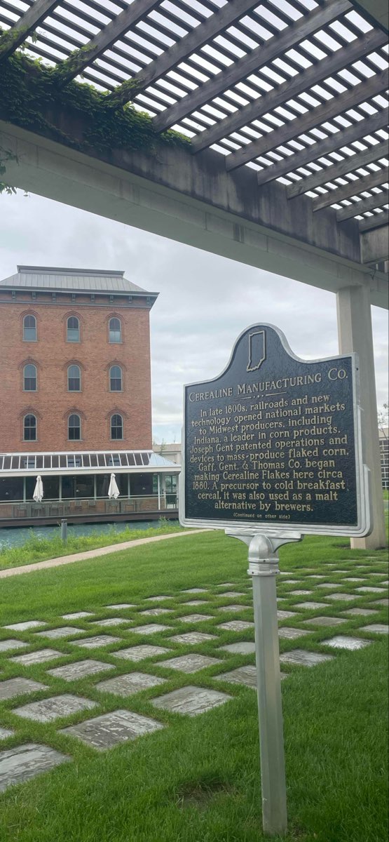 תמונות של חיפוש מטמון בקולומבוס&comma; אינדיאנה