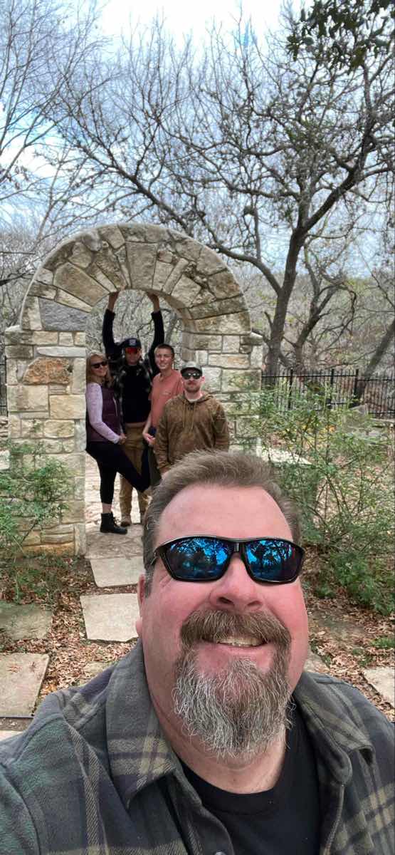 Austin Texas Bar Crawl scavenger hunt photos