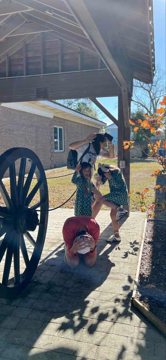 Southport North Carolina Scavenger Hunt scavenger hunt photos