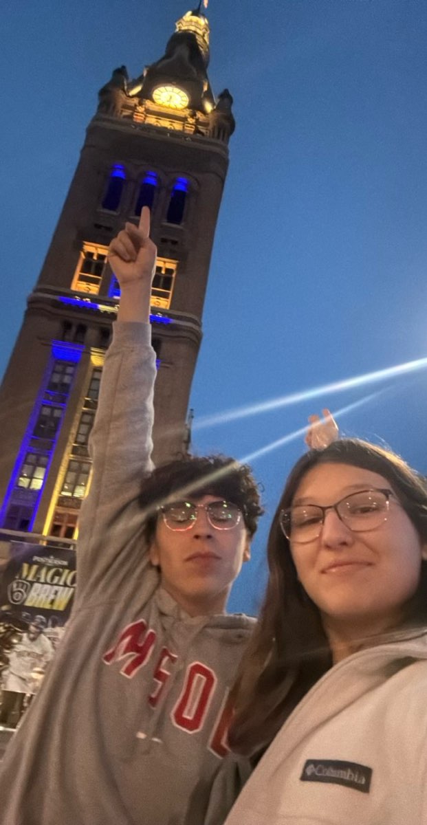 University of Wisconsin - Milwaukee Scavenger Hunt scavenger hunt photos