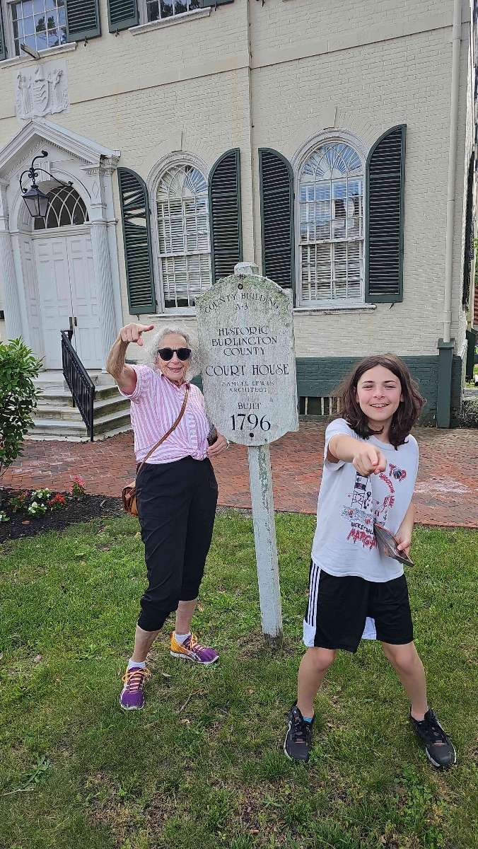 Fotografii de la vânătoarea de comori din Mount Holly