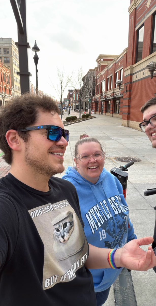 Akron Scavenger Hunt scavenger hunt photos