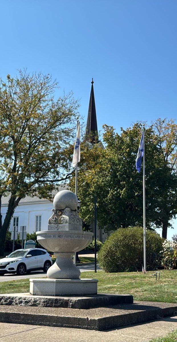 &Phi;&omega;&tau;&omicron;&gamma;&rho;&alpha;&phi;ί&epsi;&sigmav; &alpha;&pi;ό &kappa;&upsi;&nu;ή&gamma;&iota; &theta;&eta;&sigma;&alpha;&upsi;&rho;&omicron;ύ &sigma;&tau;&omicron; Cuyahoga Falls