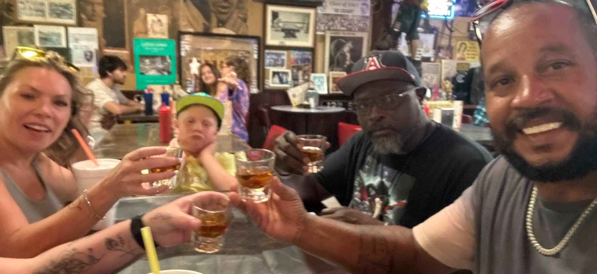 Fotografier från Yuma Scavenger Hunt