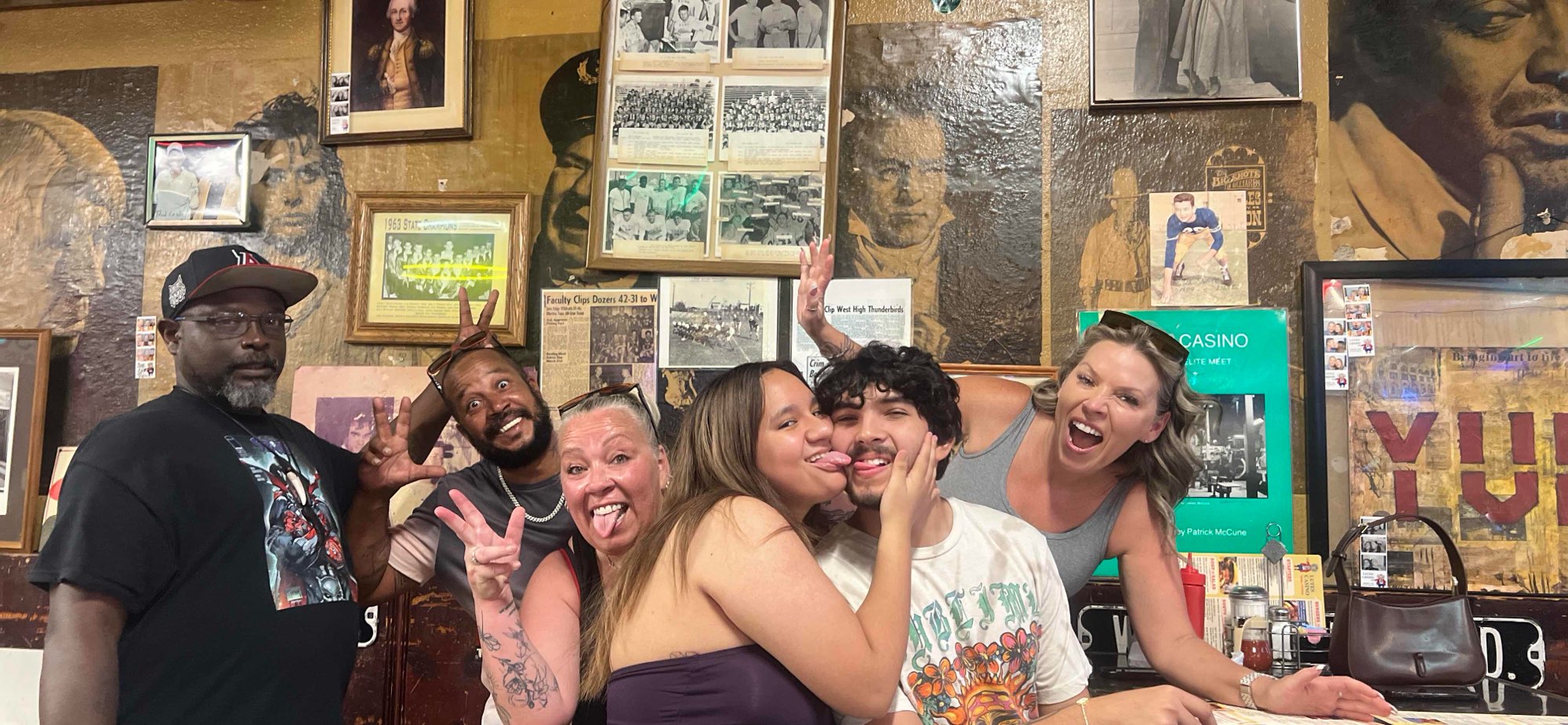 Fotografier från Yuma Scavenger Hunt