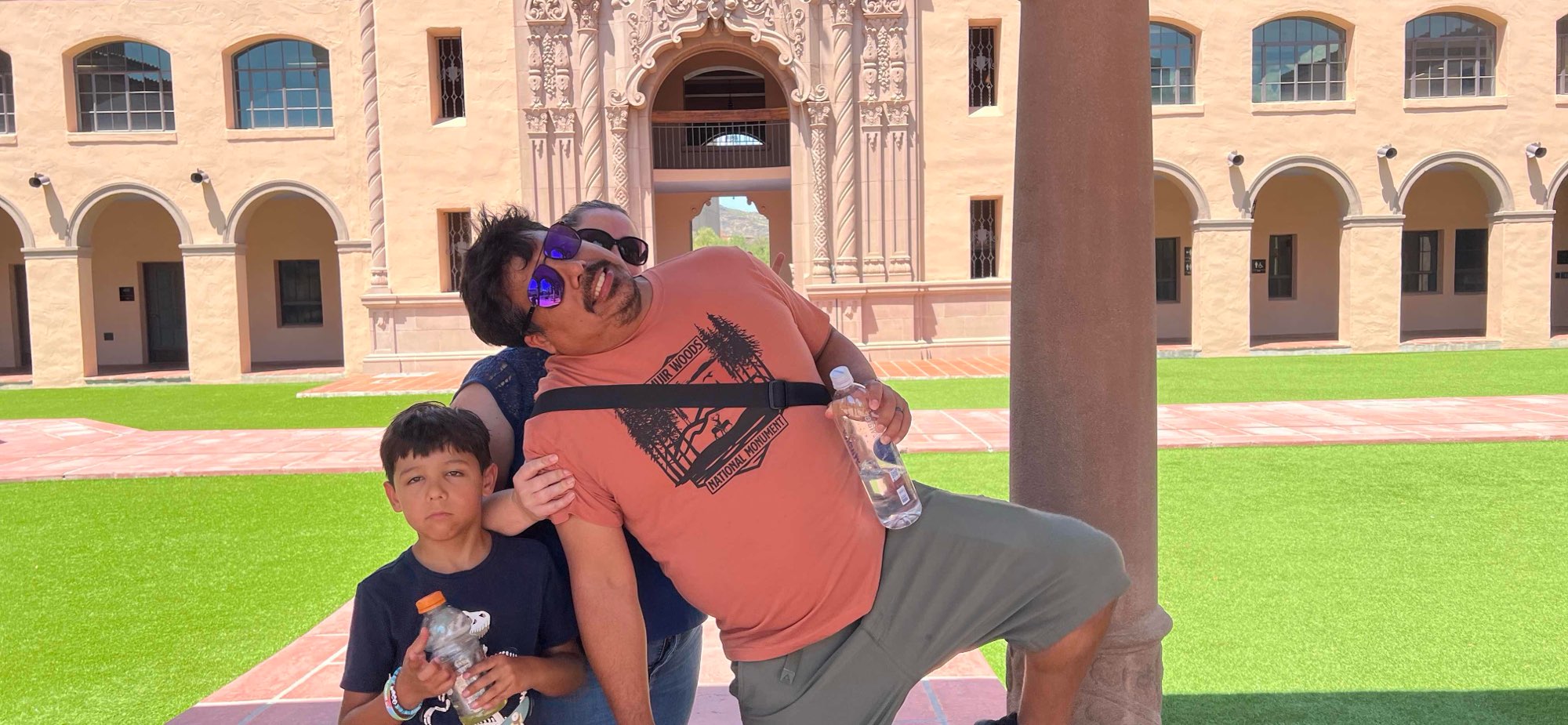 team building scavenger hunt