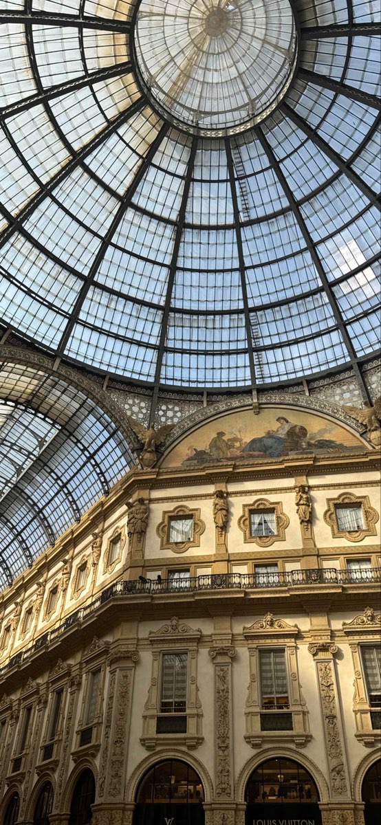 Milan Italy Scavenger Hunt scavenger hunt photos