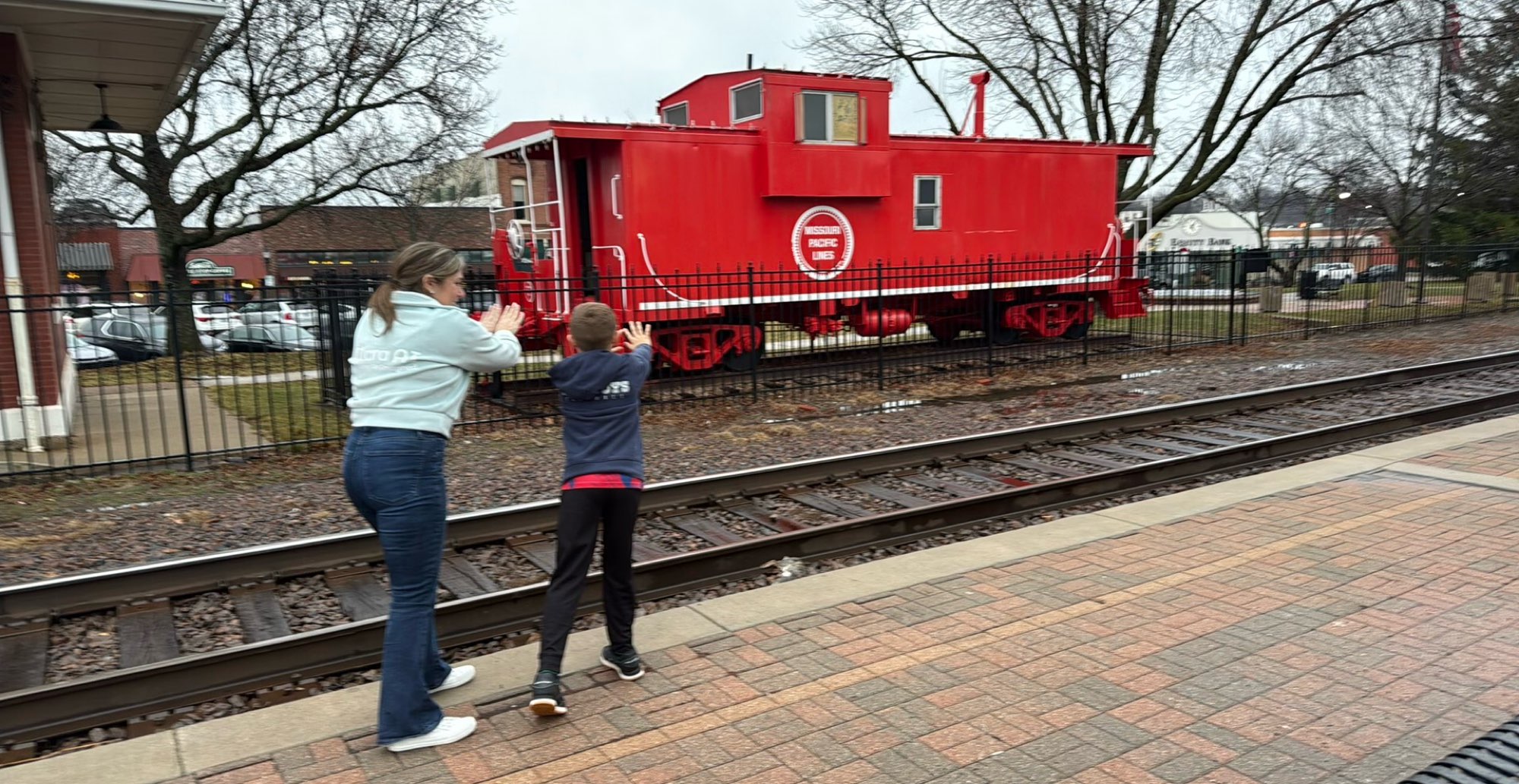 team building scavenger hunt