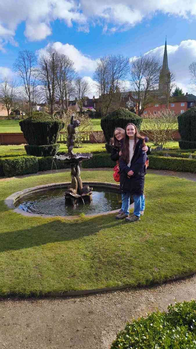 &Fcy;&ocy;&tcy;&ocy;&gcy;&rcy;&acy;&fcy;&icy;&icy; &kcy;&vcy;&iecy;&scy;&tcy;&acy; &vcy; &Vcy;&ocy;&gcy;&ecy;&ncy;-&scy;-&Vcy;&iecy;&lcy;&dcy;&iecy;&ncy;