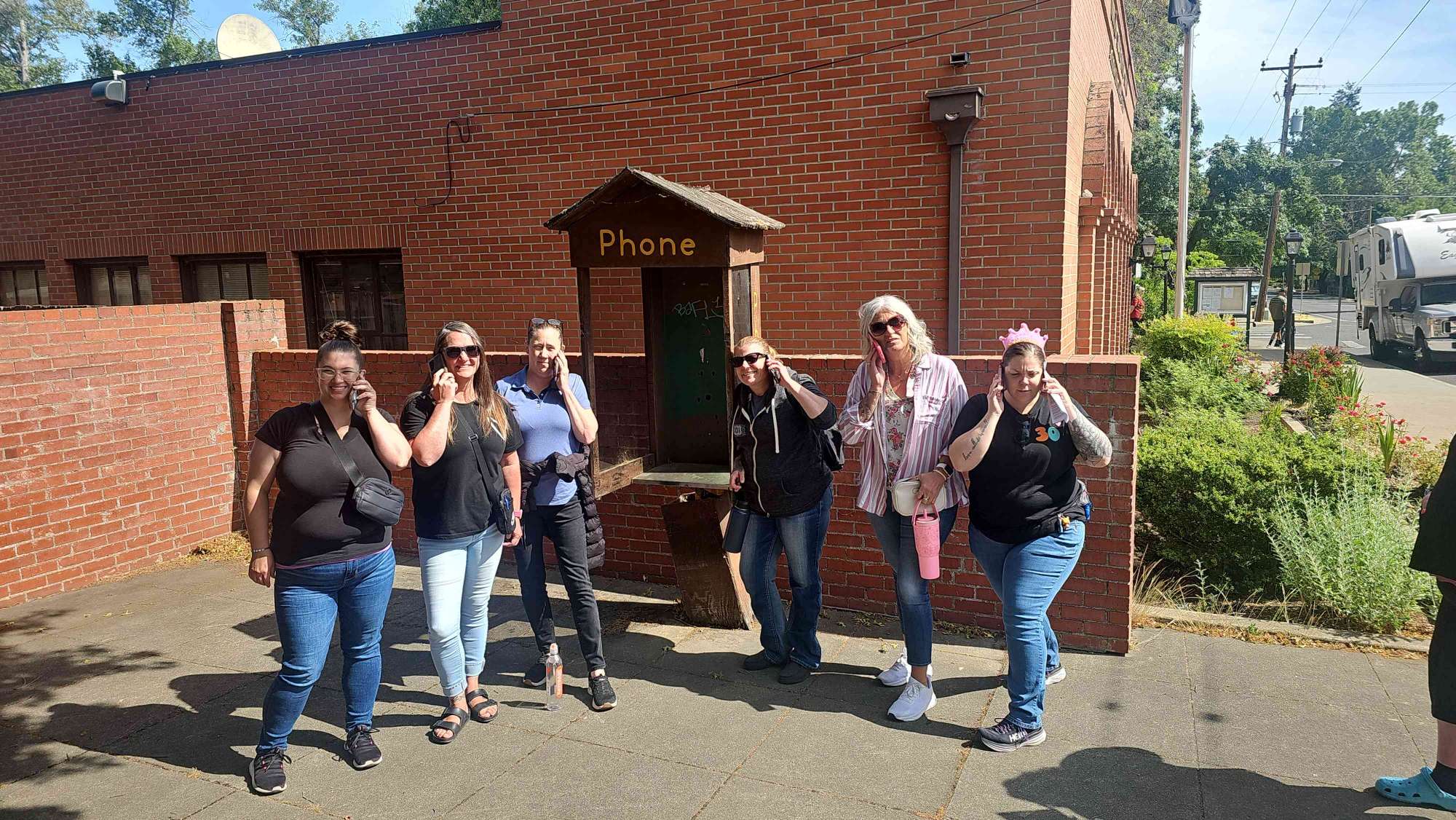 Jacksonville Oregon Scavenger Hunt scavenger hunt photos