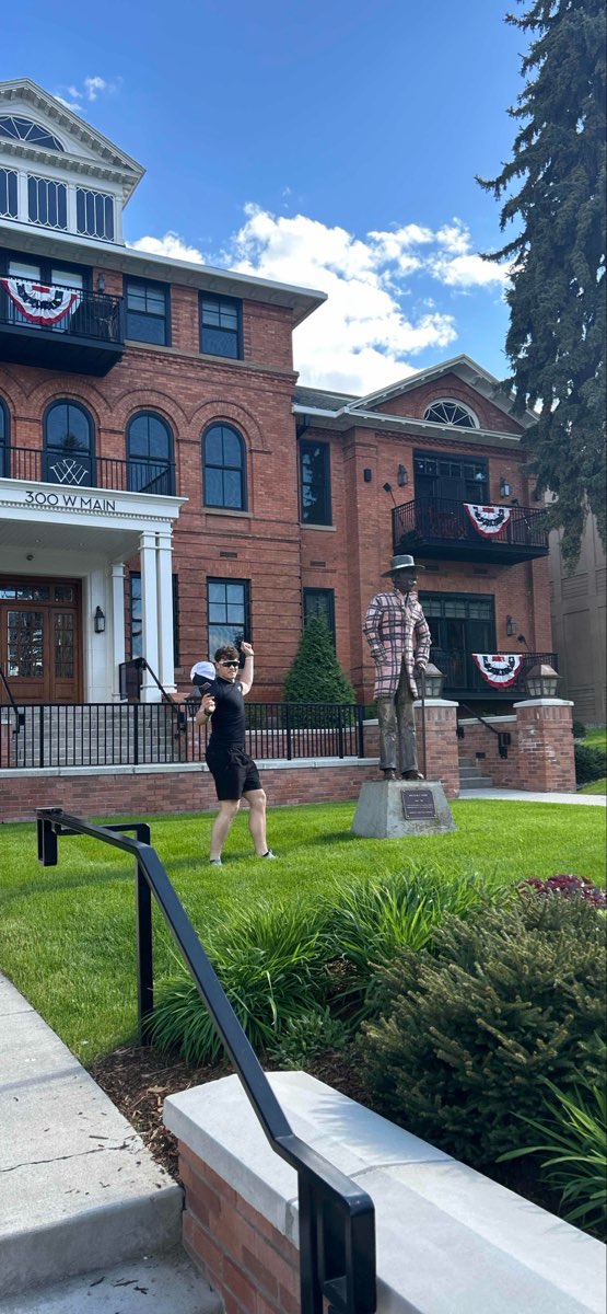 team building scavenger hunt