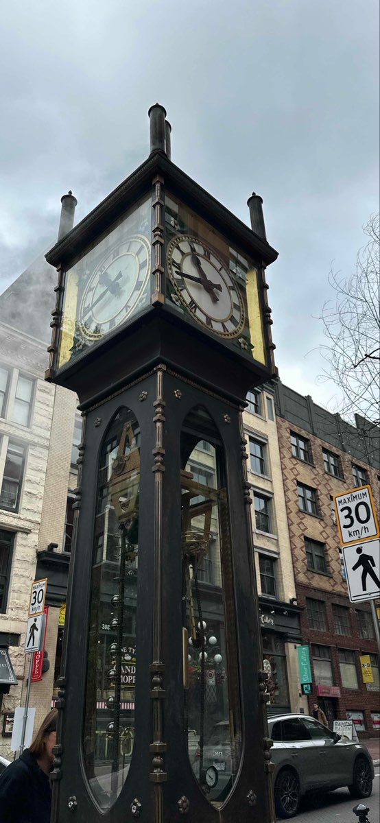 Gastown Scavenger Hunt scavenger hunt photos