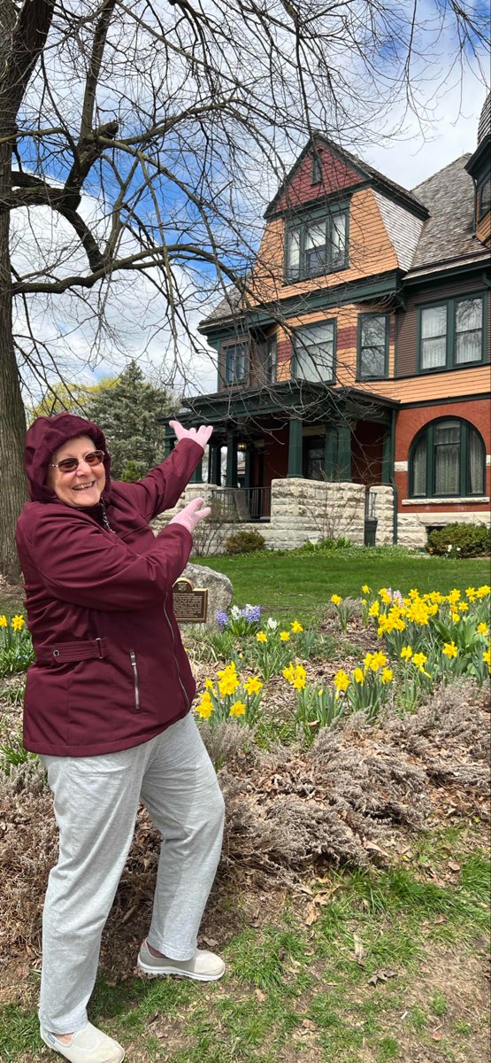 team building scavenger hunt