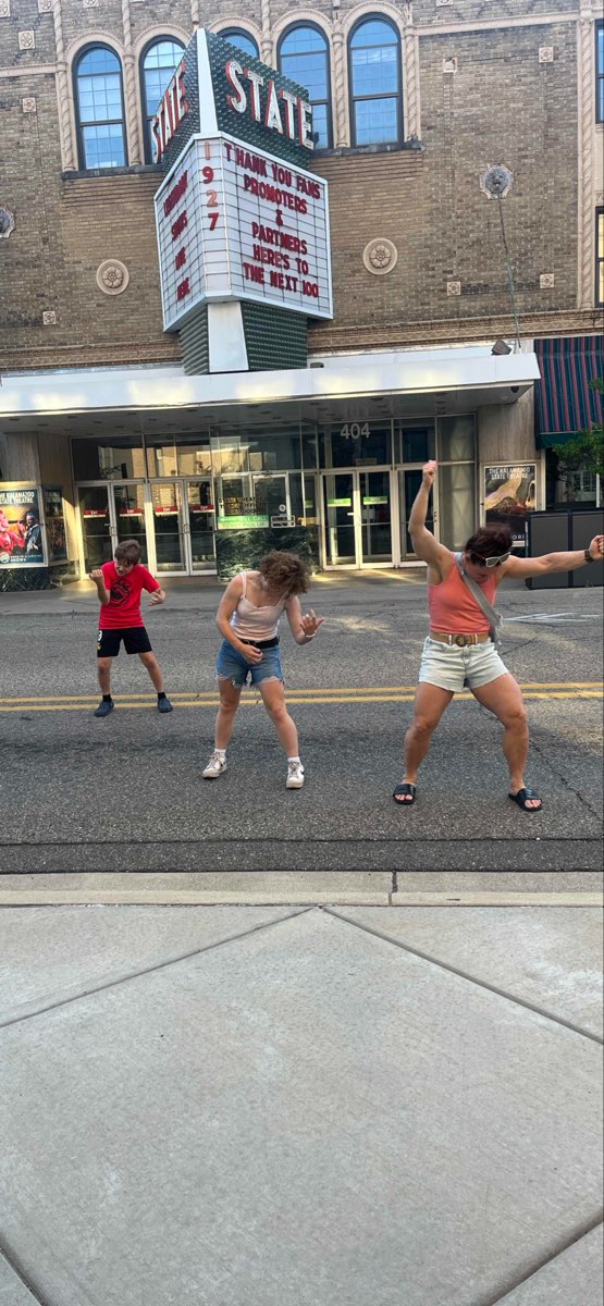 Kalamazoo Scavenger Hunt scavenger hunt photos