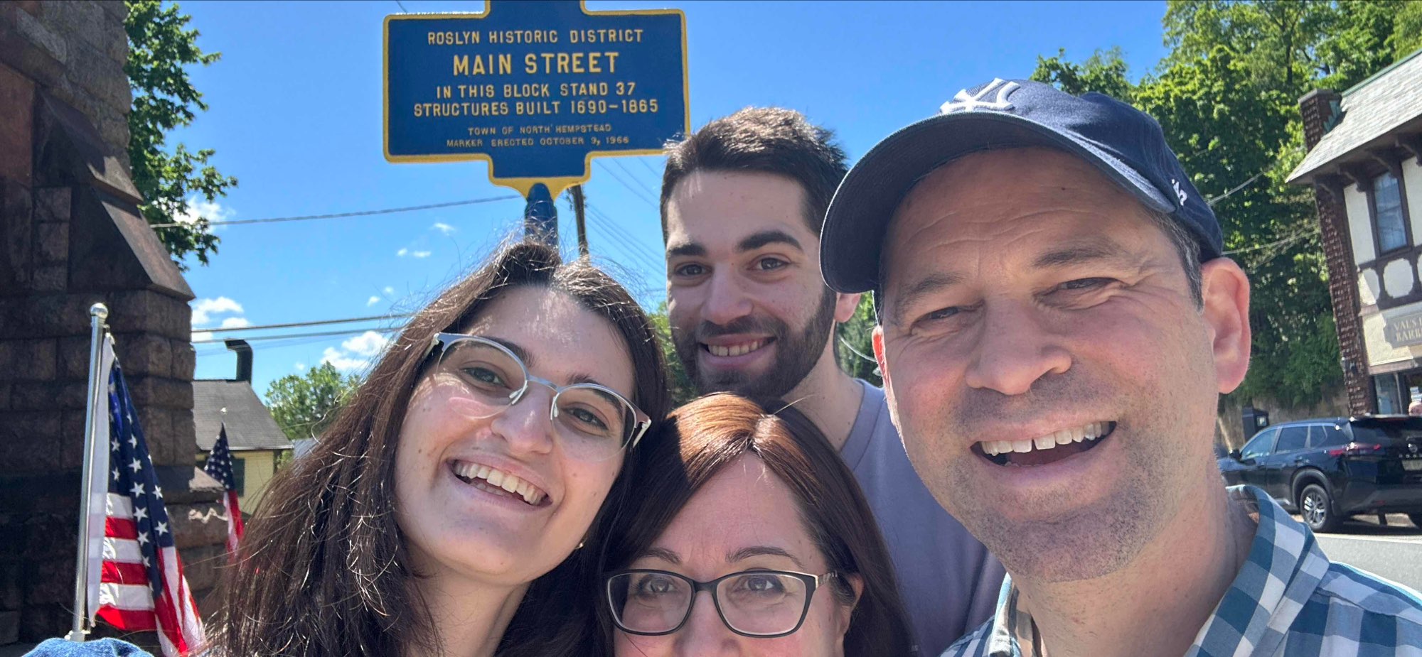 Roslyn Scavenger Hunt scavenger hunt photos