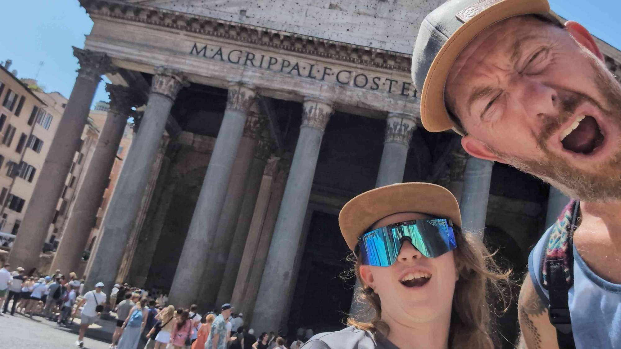 team building scavenger hunt