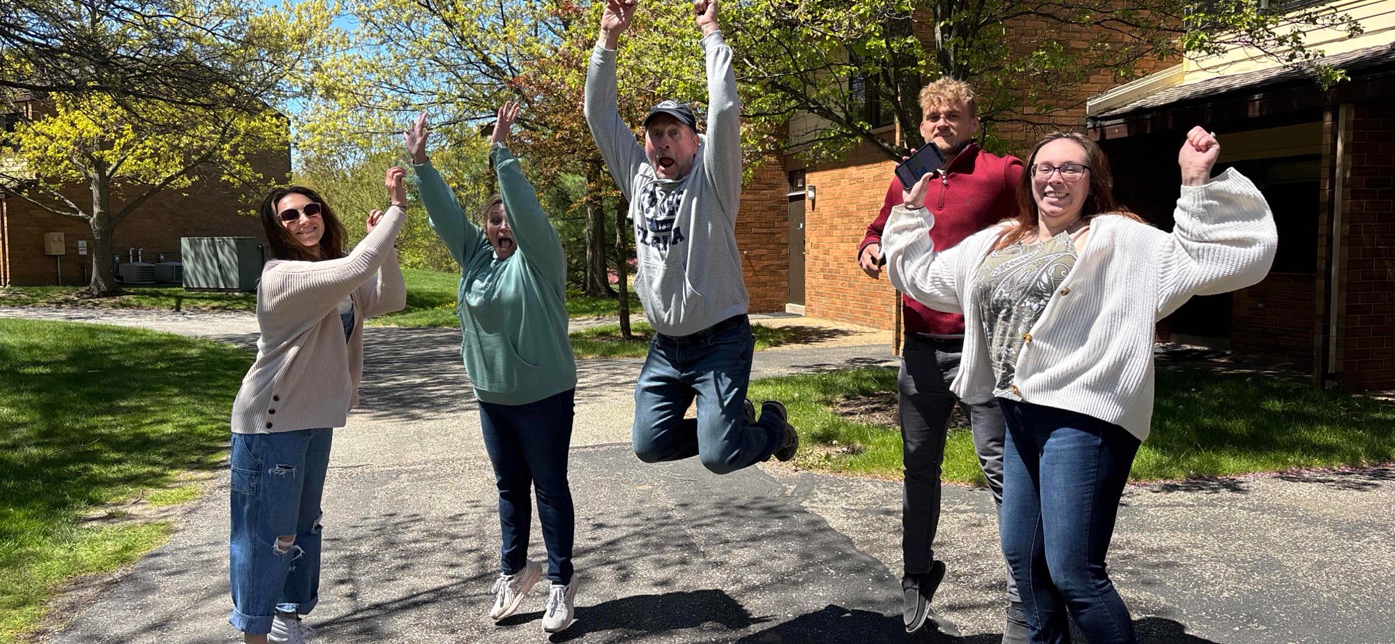Fotografii v&acirc;n&abreve;toare de comori Penn State Erie
