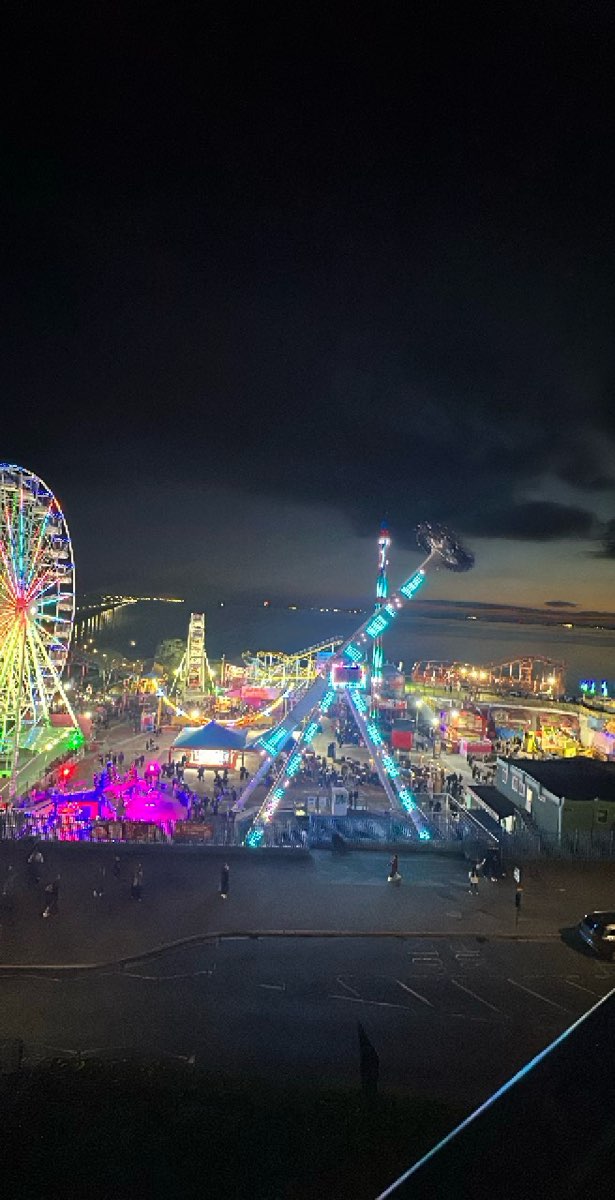 team building scavenger hunt