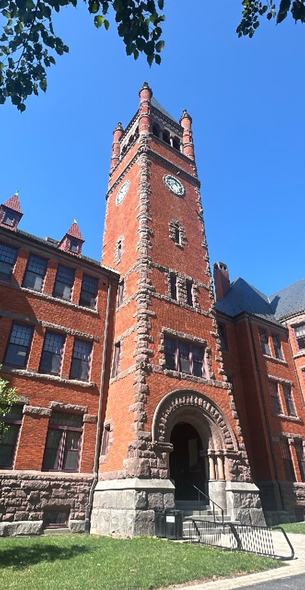 team building scavenger hunt