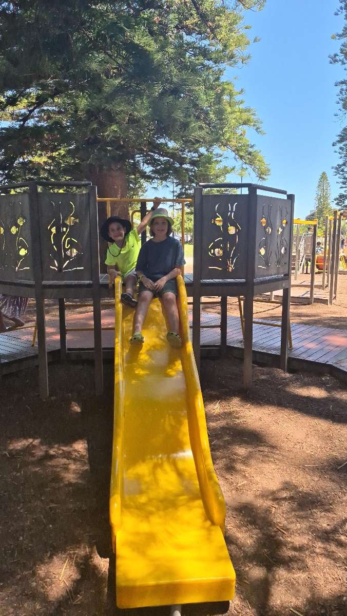 Murdoch University Scavenger Hunt scavenger hunt photos