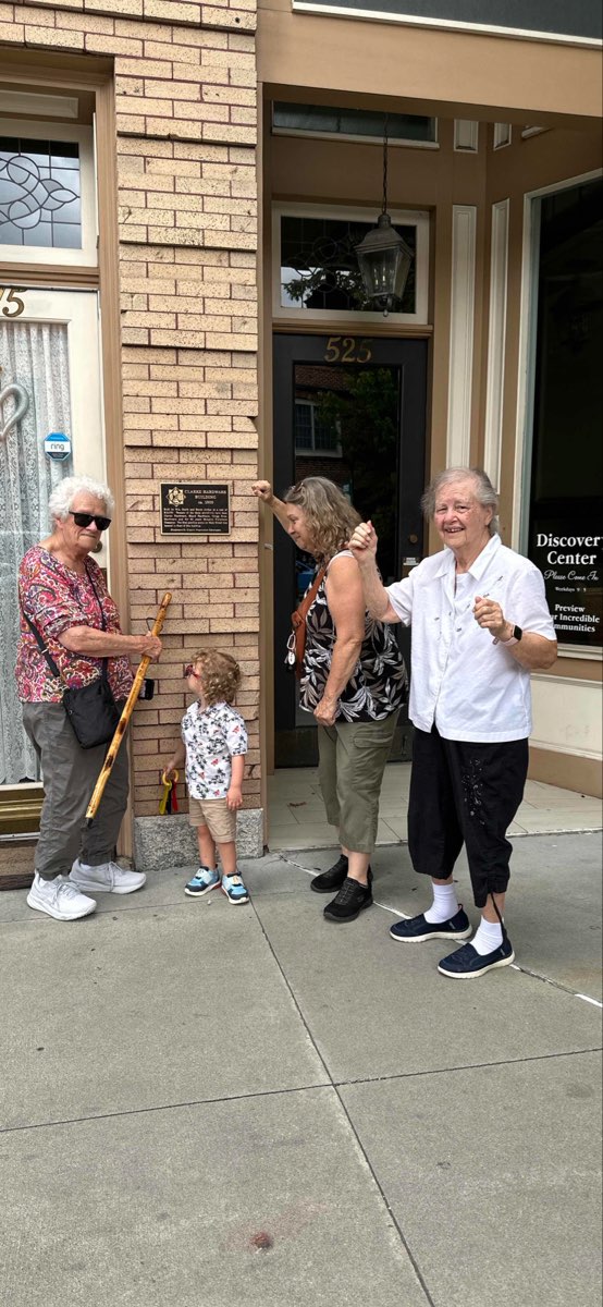 Hendersonville Scavenger Hunt scavenger hunt photos