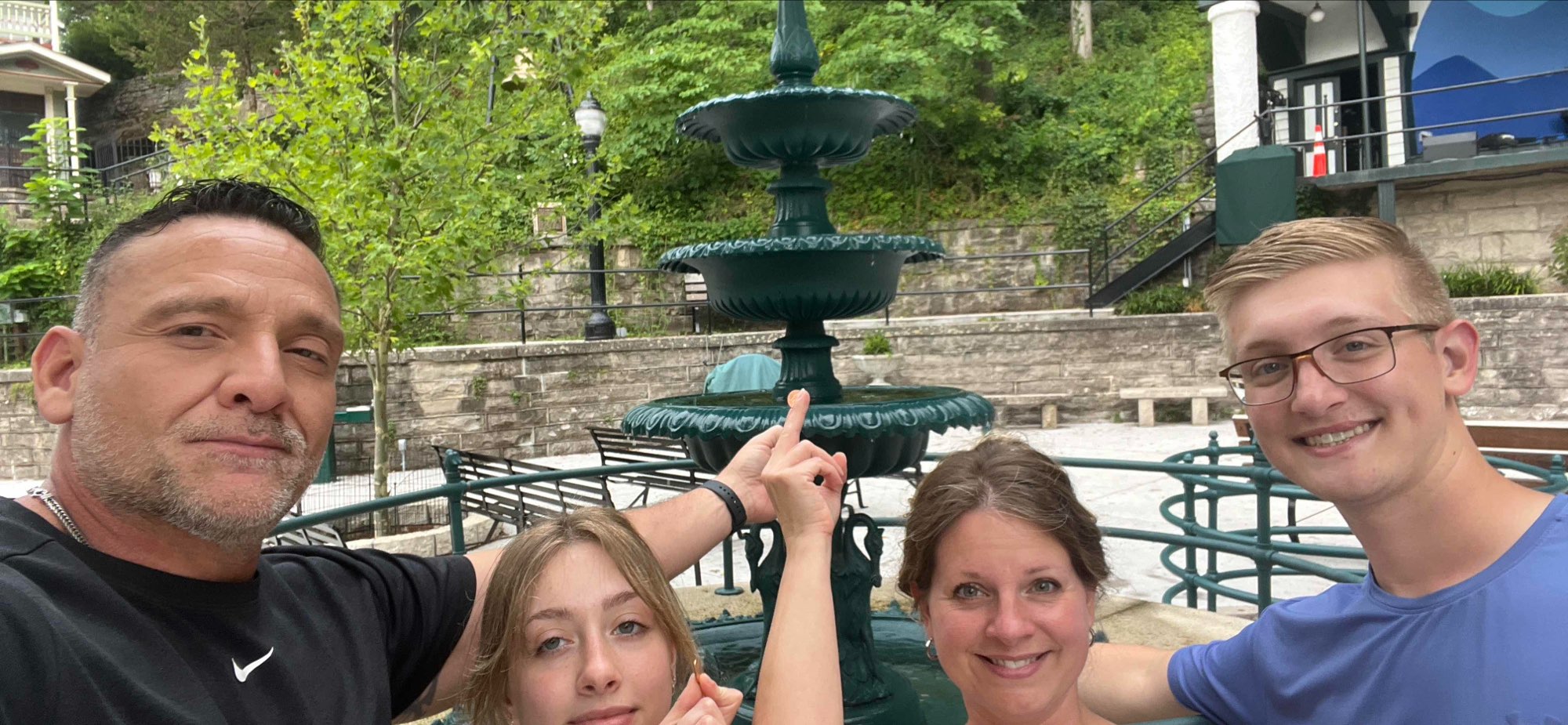 Eureka Springs Ghost Tour scavenger hunt photos