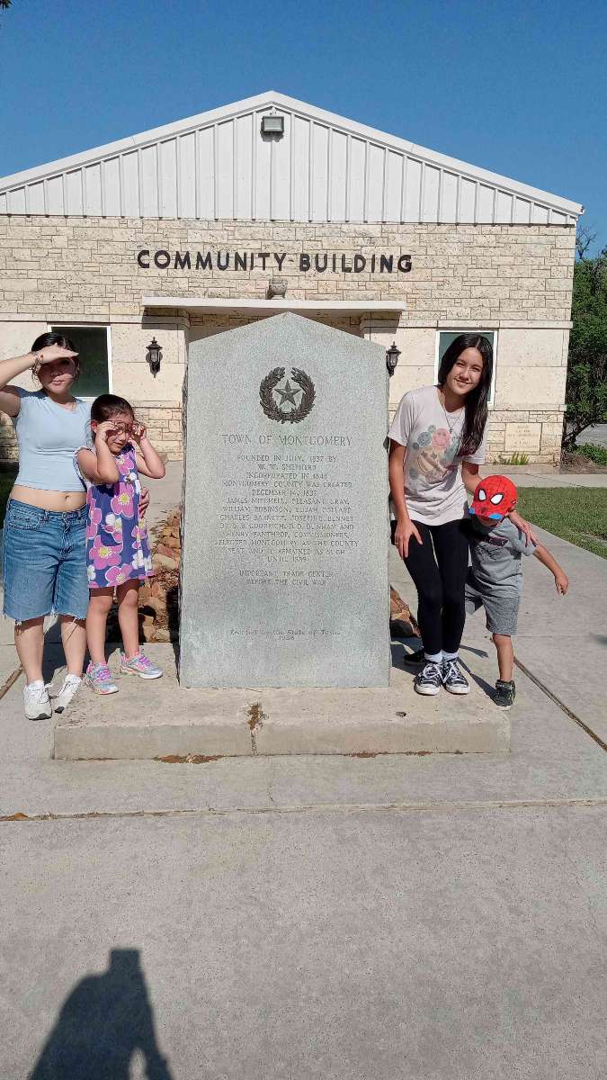 Montgomery Texas Scavenger Hunt scavenger hunt photos