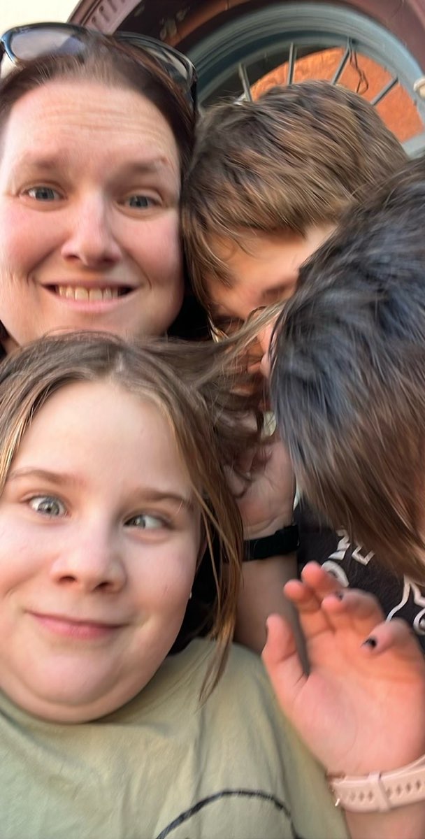 team building scavenger hunt