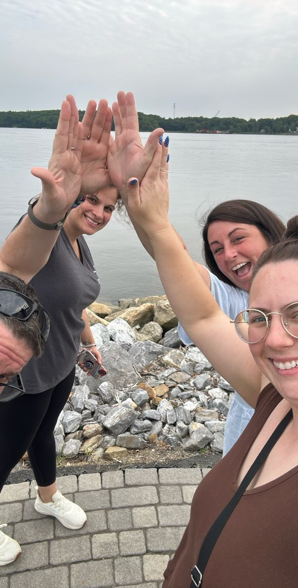 team building scavenger hunt