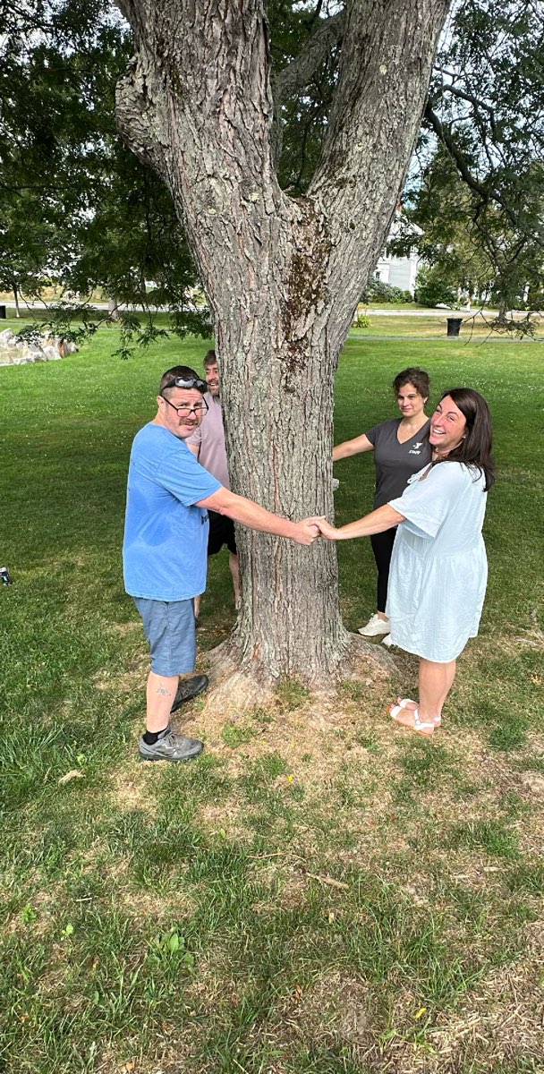 team building scavenger hunt