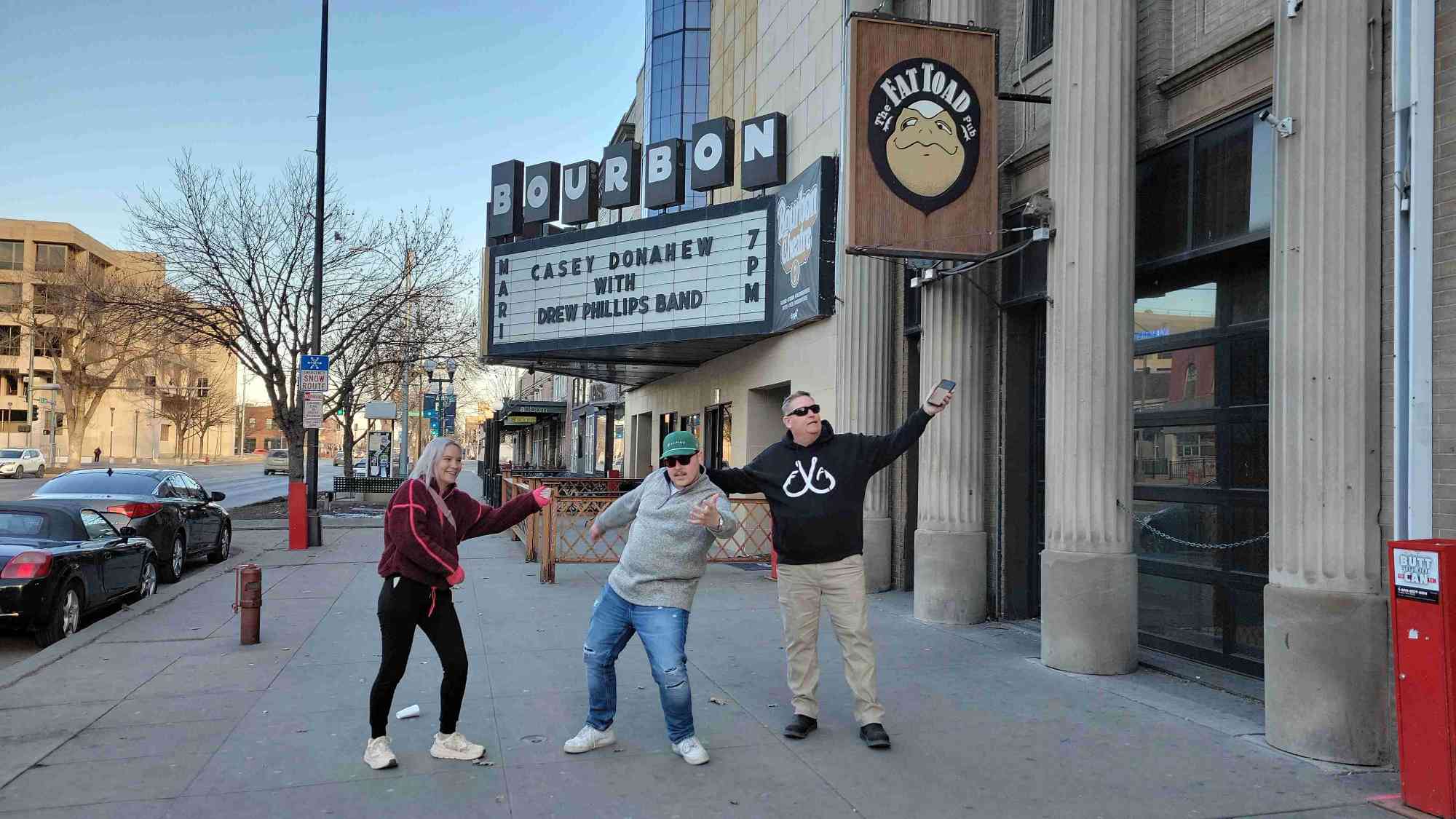 team building scavenger hunt