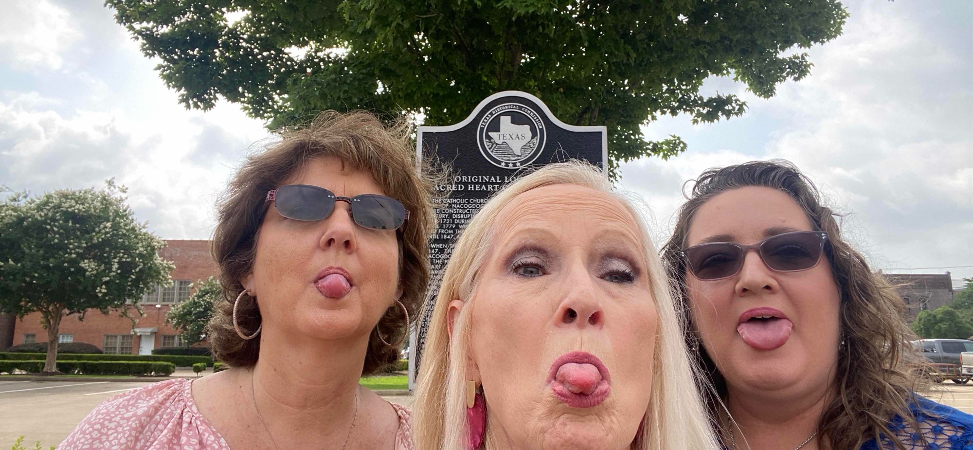 Nocogdoches Scavenger Hunt scavenger hunt photos