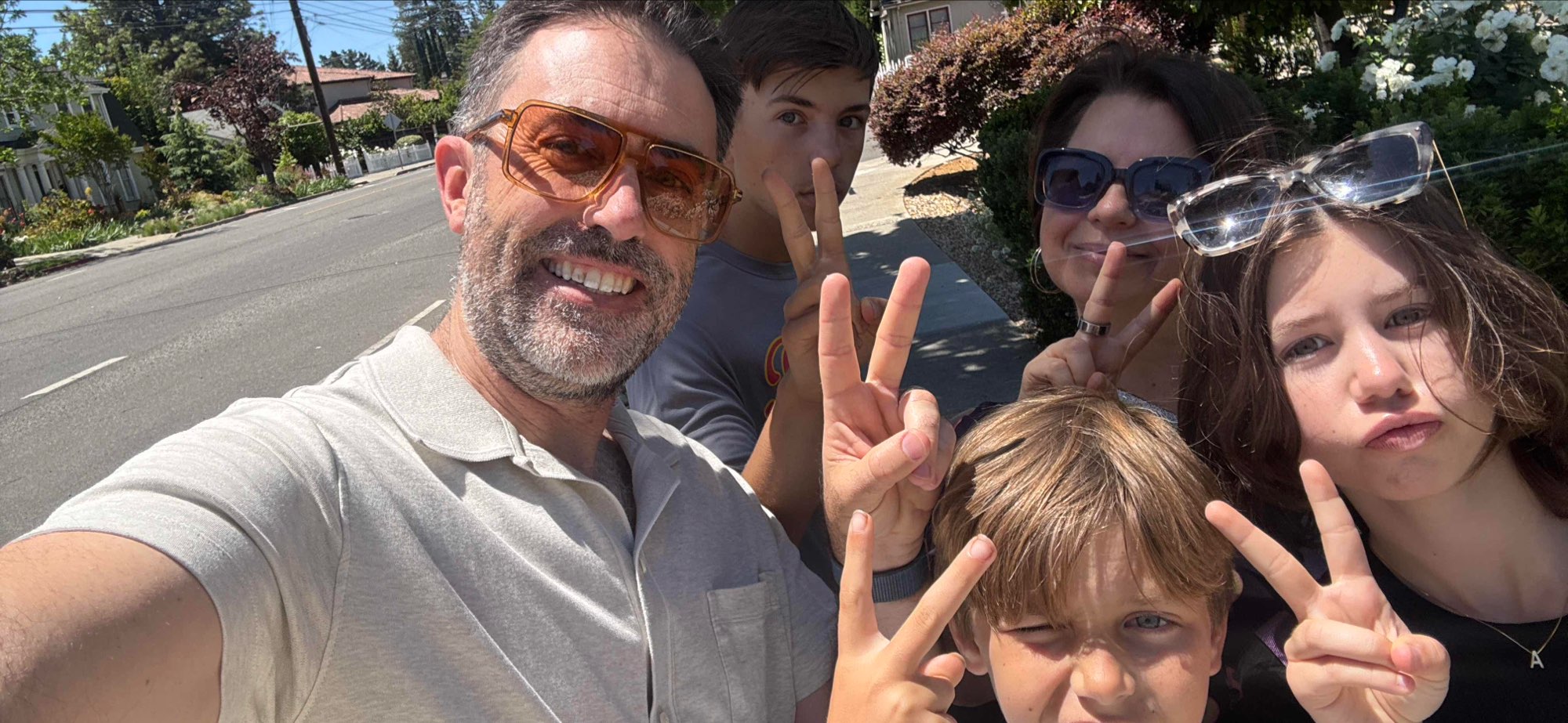 team building scavenger hunt