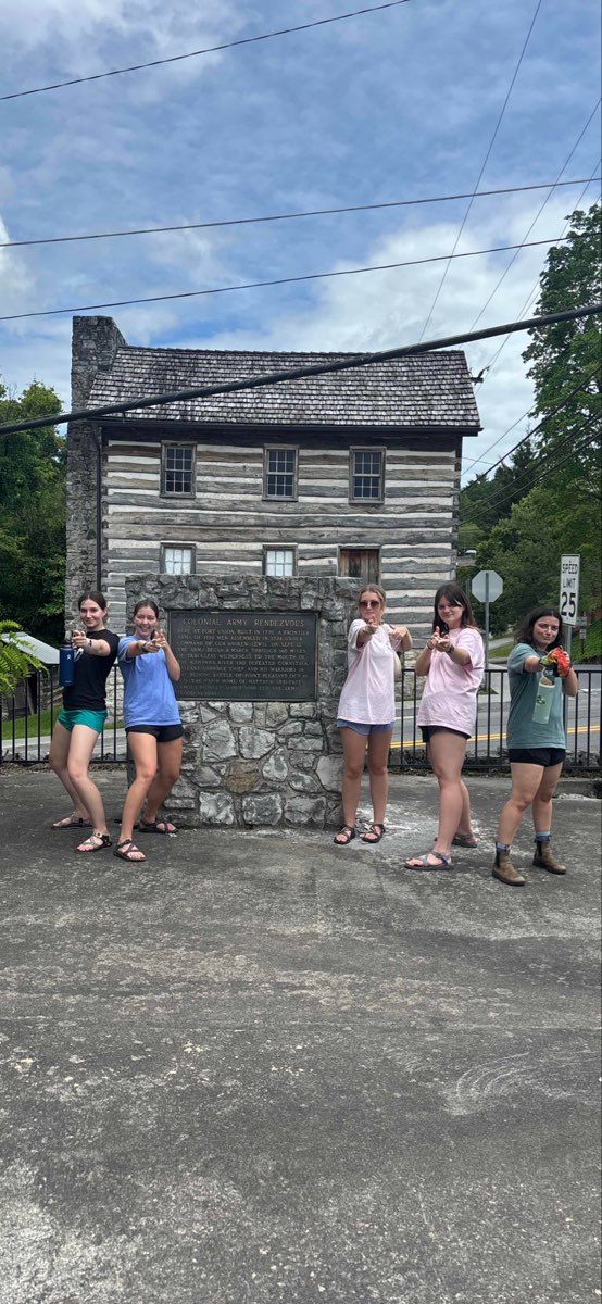 Lewisburg West Virginia Scavenger Hunt scavenger hunt photos