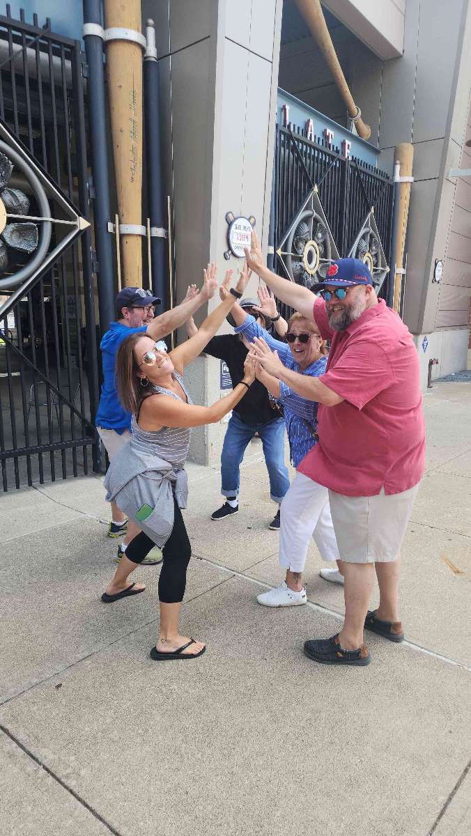 team building scavenger hunt