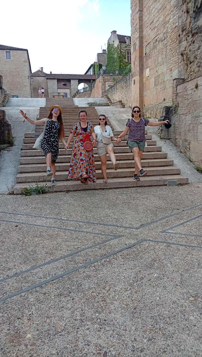 team building scavenger hunt