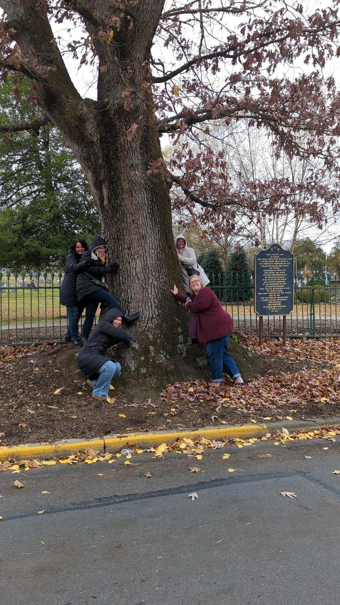 team building scavenger hunt