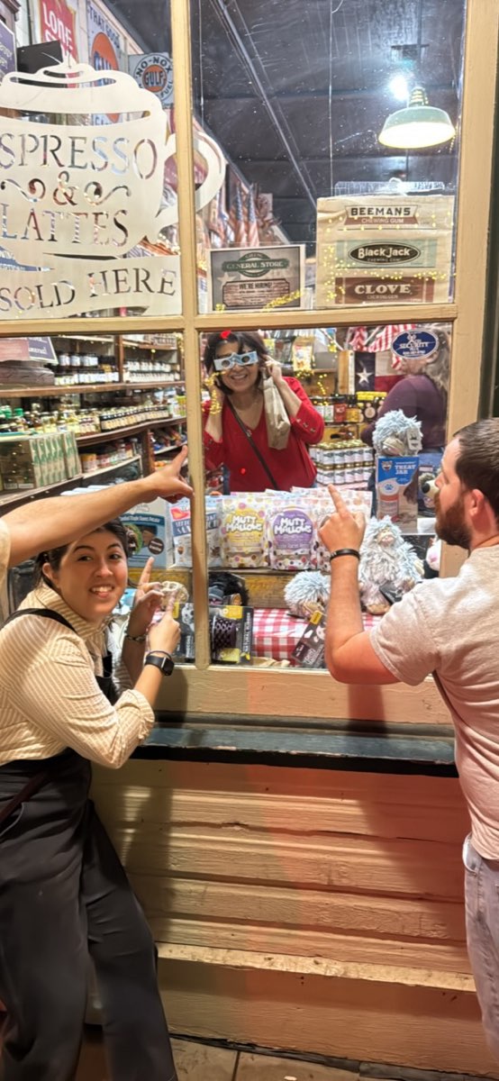 Fotos de la b&uacute;squeda del tesoro Gruene Scavenger Hunt