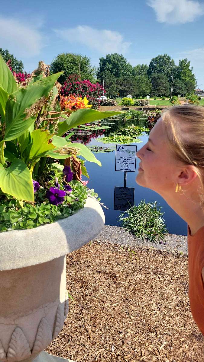 Saint Louis University Scavenger Hunt scavenger hunt photos