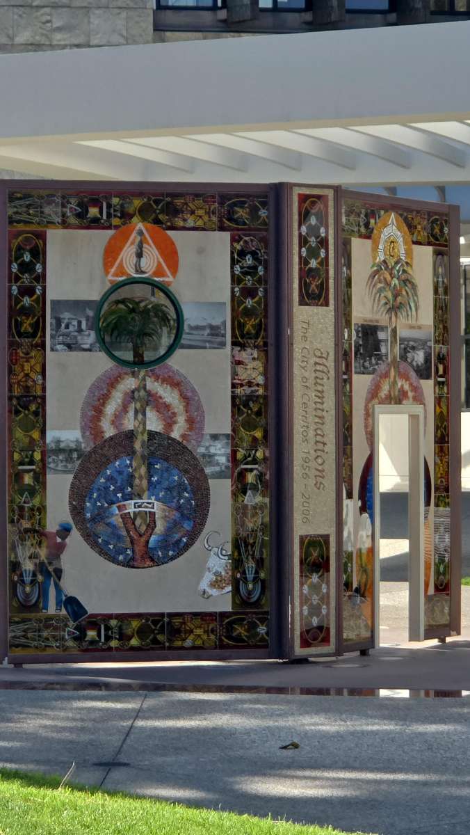 Fotografii ale vânătorii de comori din Cerritos