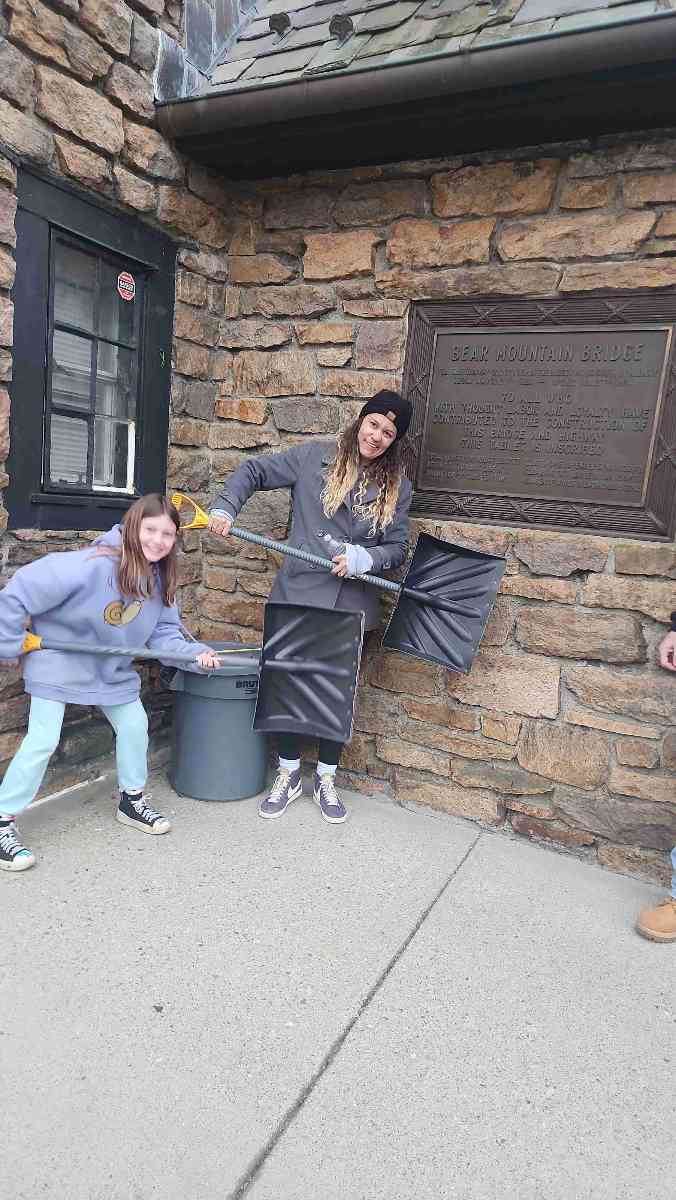 Tomkins Cove Scavenger Hunt scavenger hunt photos