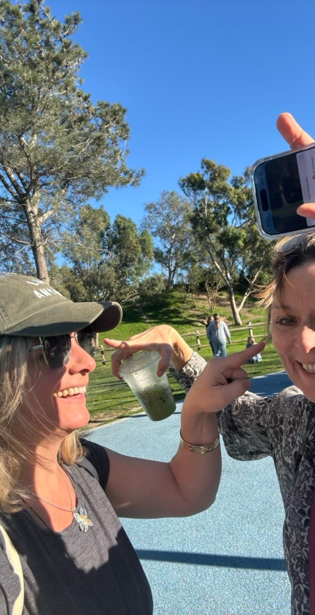 Huntington Beach Downtown Scavenger Hunt billeder fra skattejagt