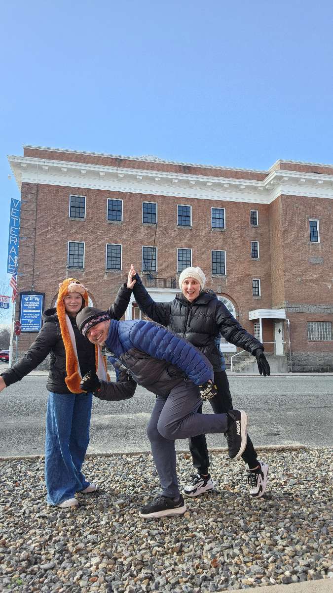 team building scavenger hunt